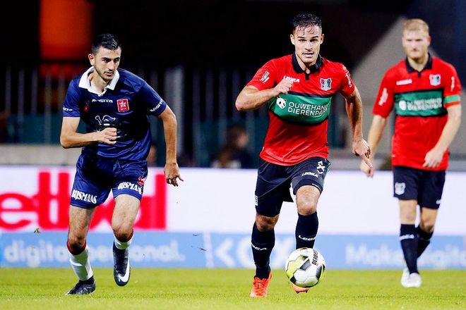 仅是一次泳 仅是一次泳