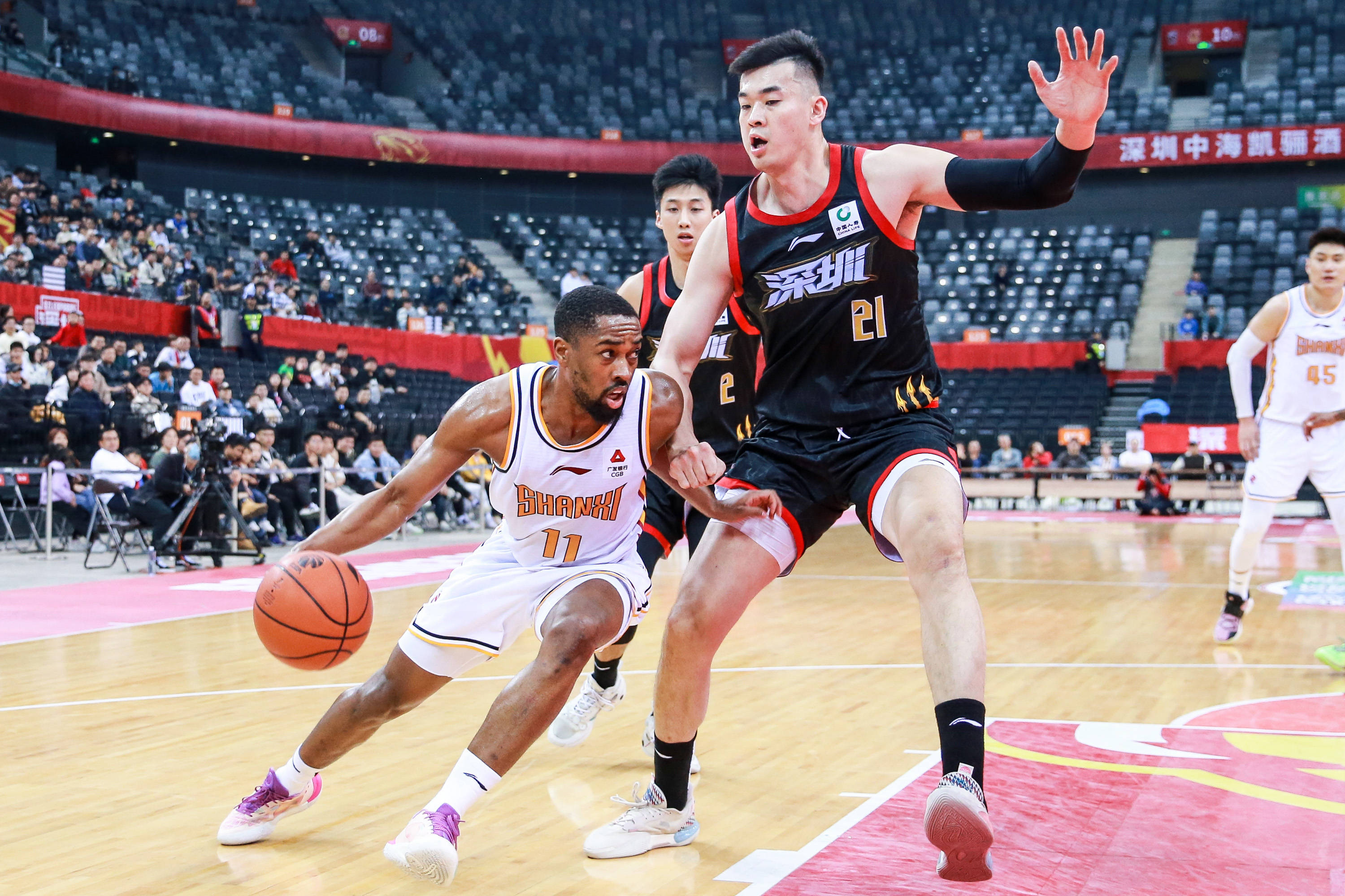 保持进攻威 保持进攻威